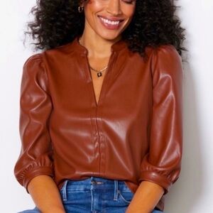 Evereve Ryann Faux Leather Top in Cognac